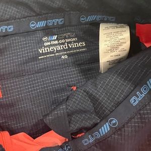 Vineyard Vines Men’s 9 Inch Performance On-The-Go Shorts.  Size 40.  Never worn.